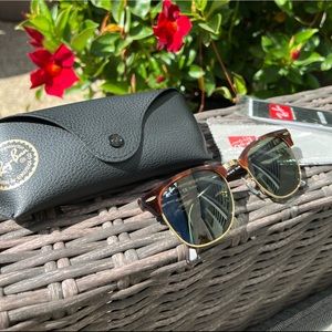 Ray-Ban Clubmaster Classic
